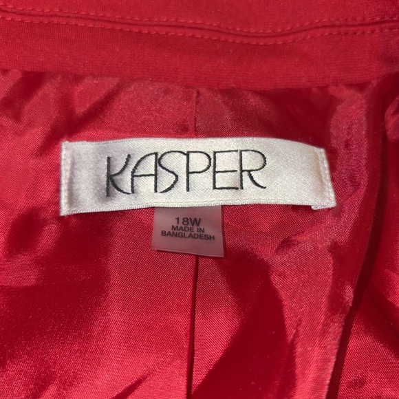 Kasper Red Blazer Fully Lined Silver Button & Zippers on Sleeve Size 18w Rack 1 - Picture 3 of 7